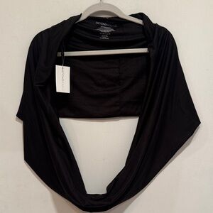 NWT Beyond Yoga Sport Pocket Elegant Black Infinity scarf